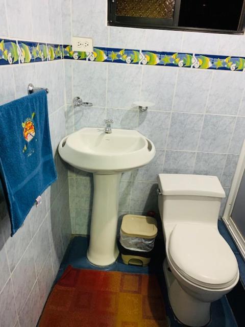 Hostal La Casa De Rodrigo Baeza エクステリア 写真
